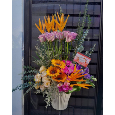 VASE FLOWERS 1 VASE FLOWERS 1...