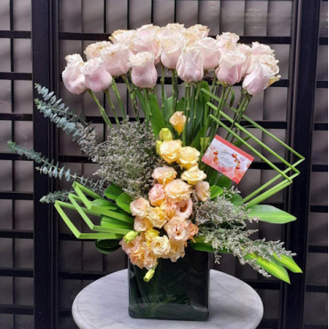 VASE FLOWERS 3 VASE FLOWERS 3...