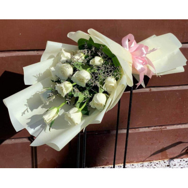 ROSES-WHITE1 ROSES-WHITE1...